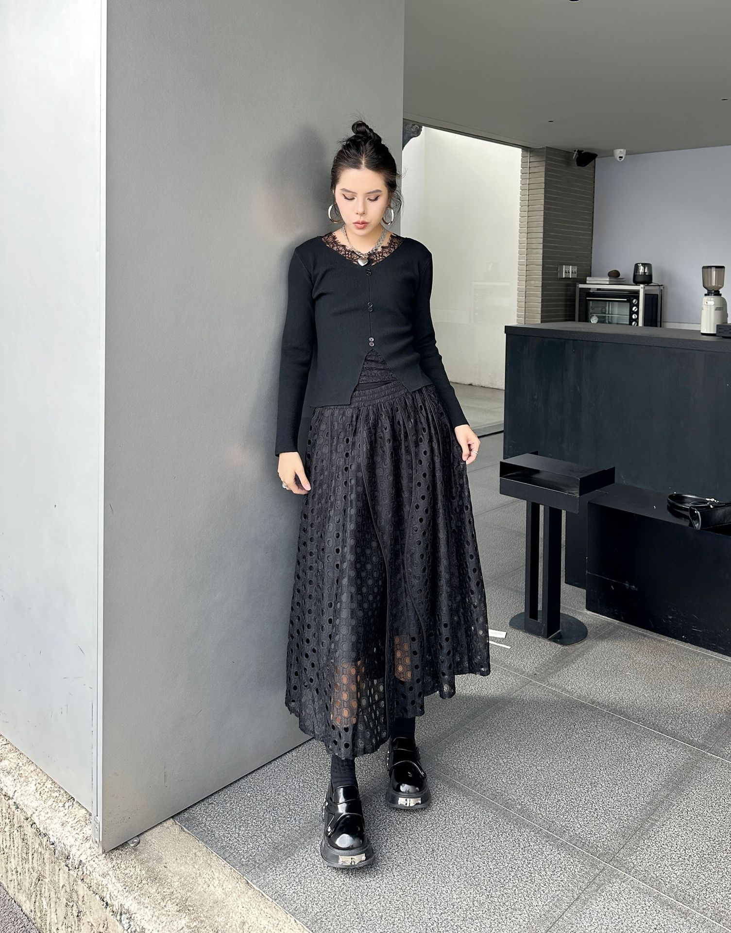 【J.Fashion】 レース スカート おしゃれ 透かし彫り 個性的なデザイン レディース ロングスカート メガ割