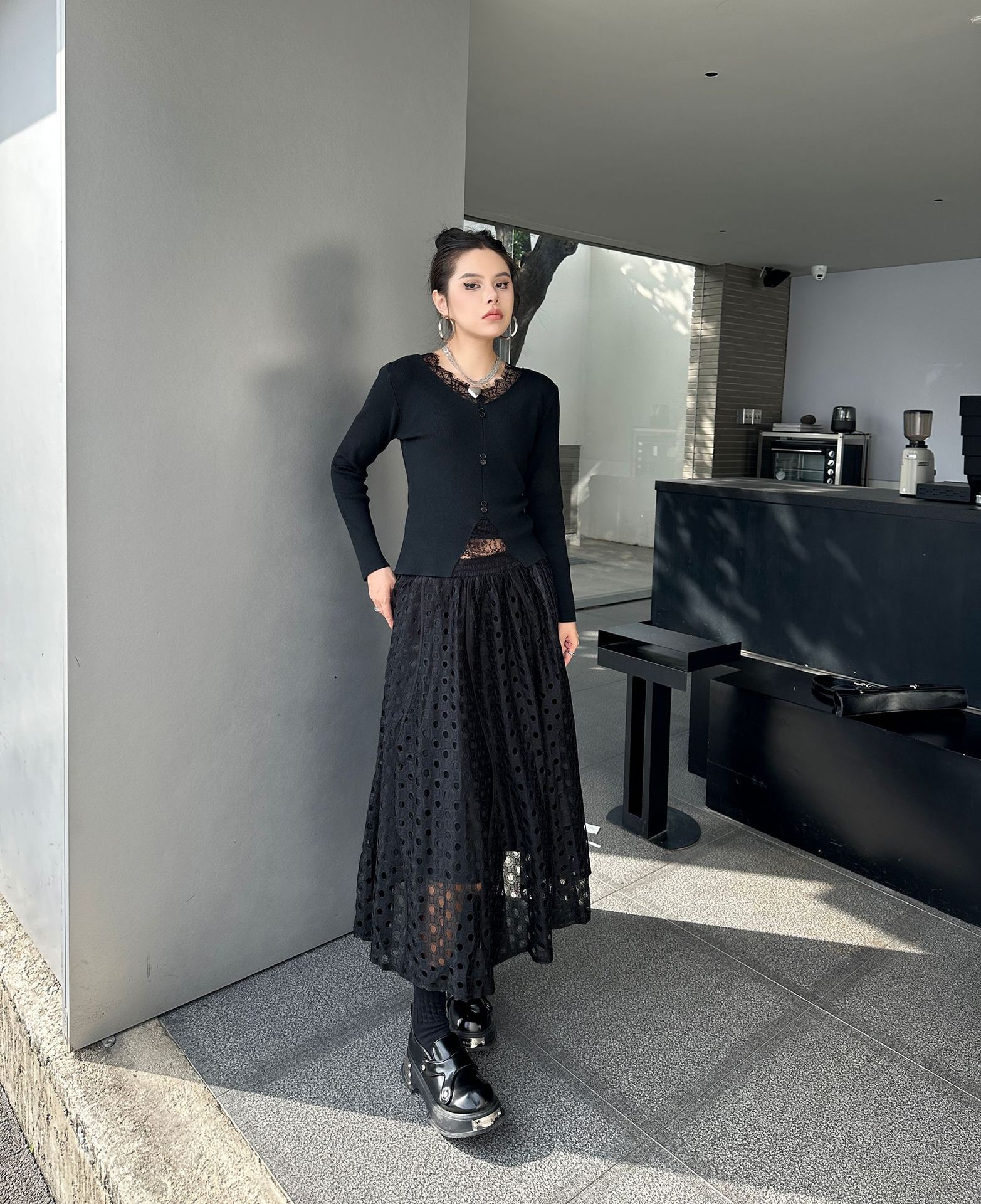 【J.Fashion】 レース スカート おしゃれ 透かし彫り 個性的なデザイン レディース ロングスカート メガ割