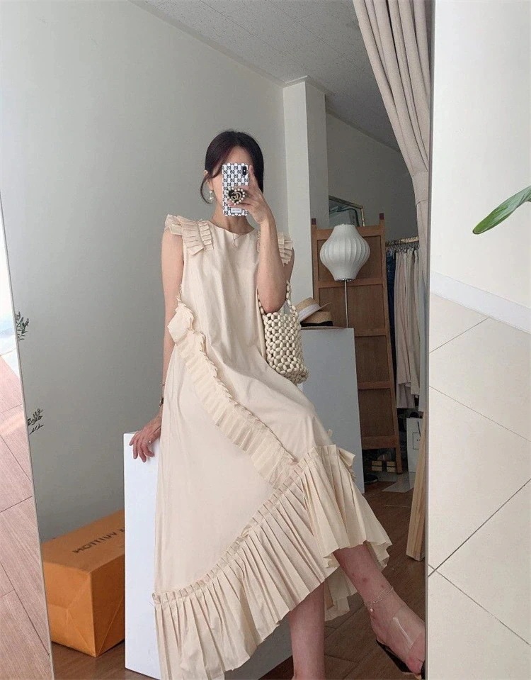 いつも売り切れてしまうタイプ 早い者勝ち イレギュラー プリーツ デザインセンス ロングスカート