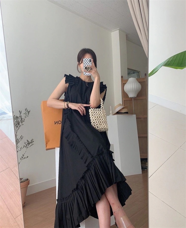 いつも売り切れてしまうタイプ 早い者勝ち イレギュラー プリーツ デザインセンス ロングスカート