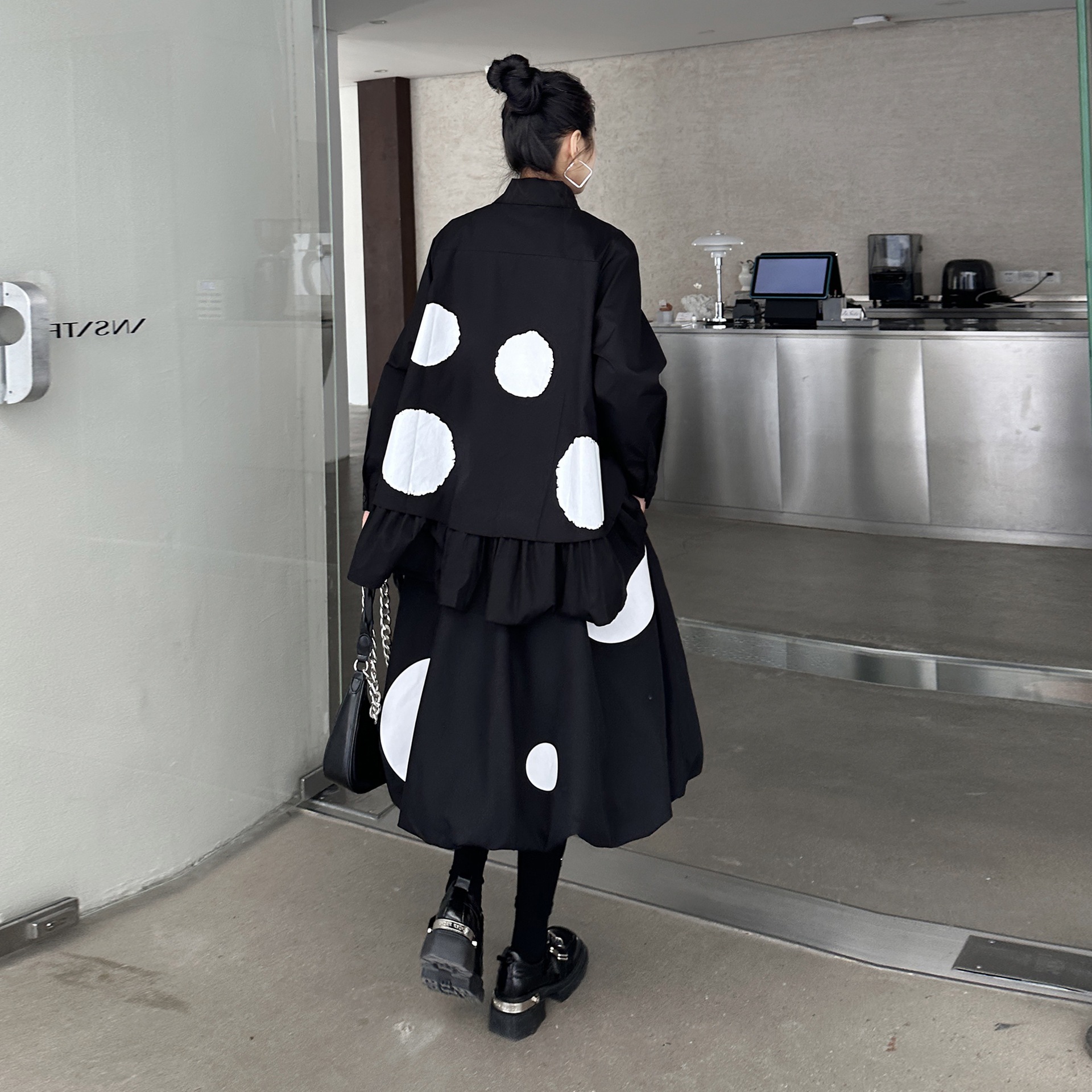 【J.Fashion】 2025春 水玉 セットアップ おしゃれ 上下セット ブラウス+スカート レディース 関連商品購入可能 メガ割