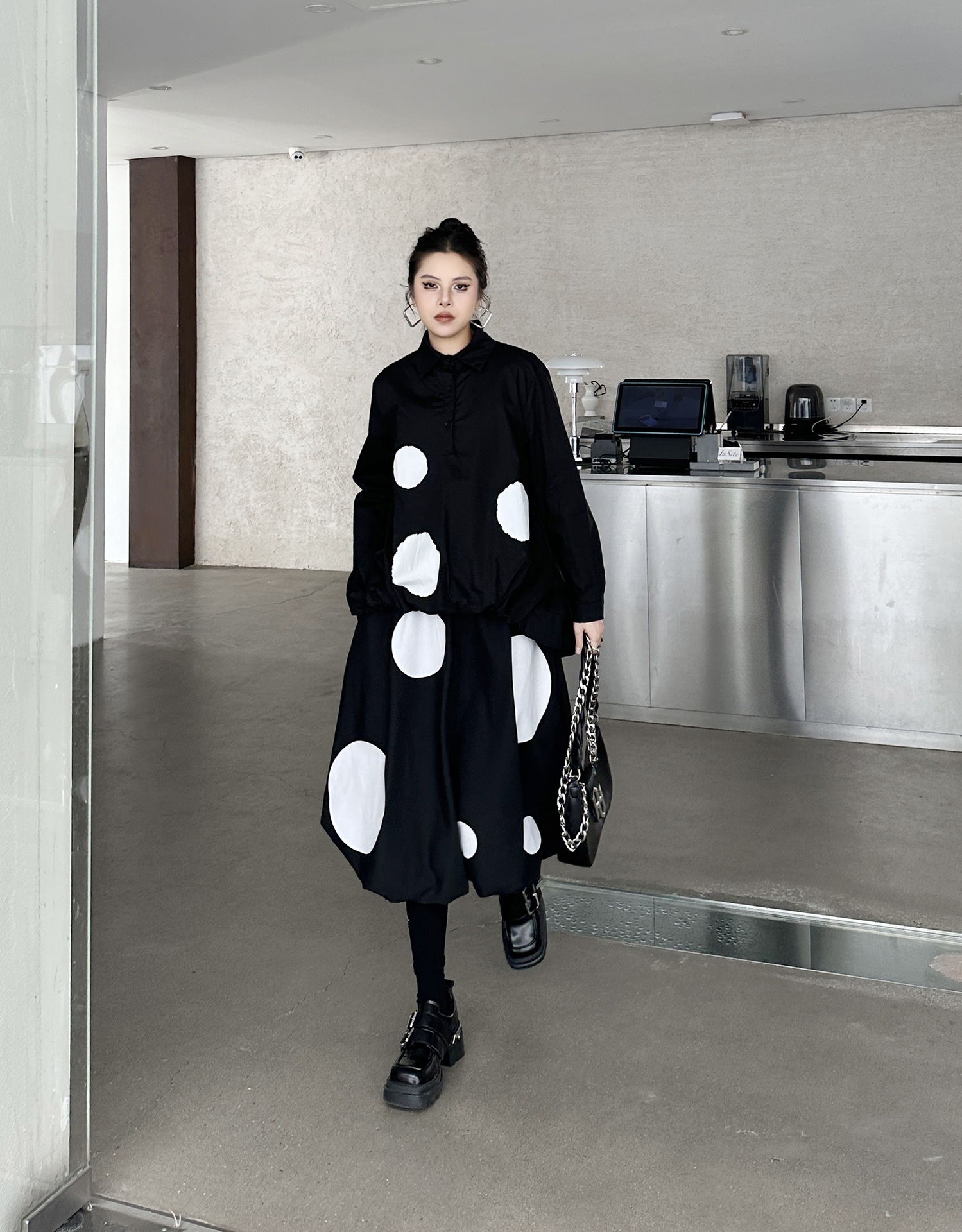 【J.Fashion】 2025春 水玉 セットアップ おしゃれ 上下セット ブラウス+スカート レディース 関連商品購入可能 メガ割