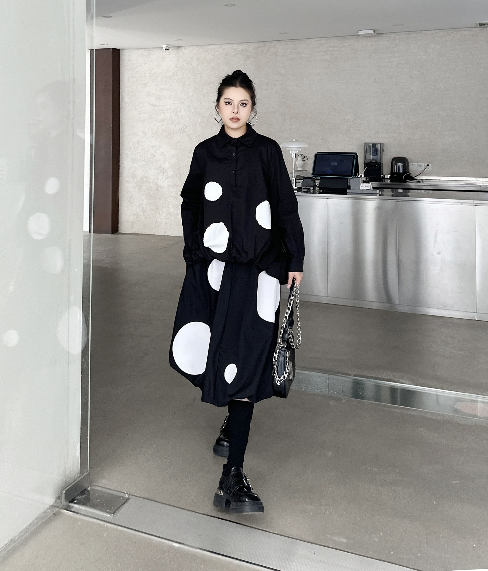【J.Fashion】 2025春 水玉 セットアップ おしゃれ 上下セット ブラウス+スカート レディース 関連商品購入可能 メガ割