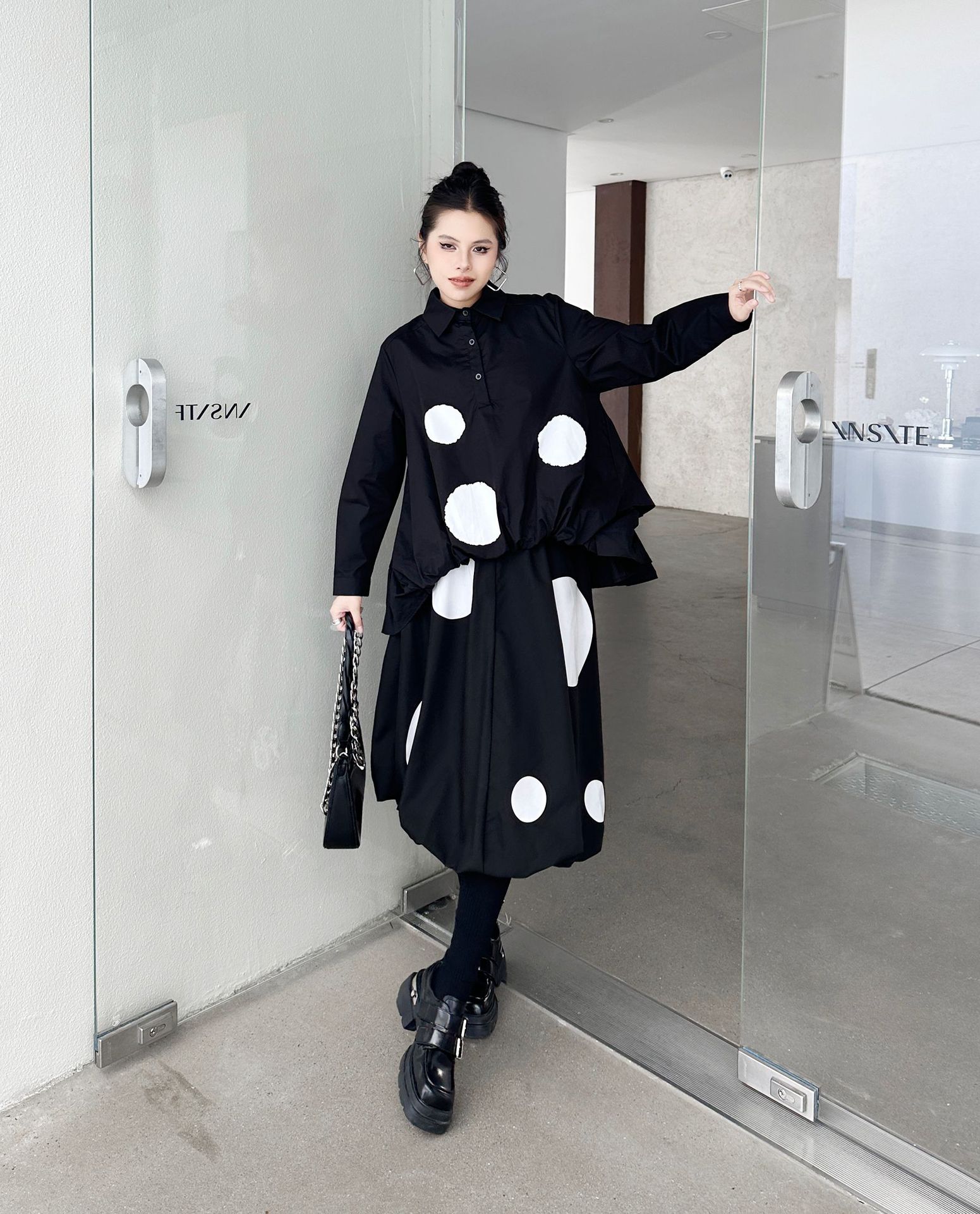 【J.Fashion】 2025春 水玉 セットアップ おしゃれ 上下セット ブラウス+スカート レディース 関連商品購入可能 メガ割