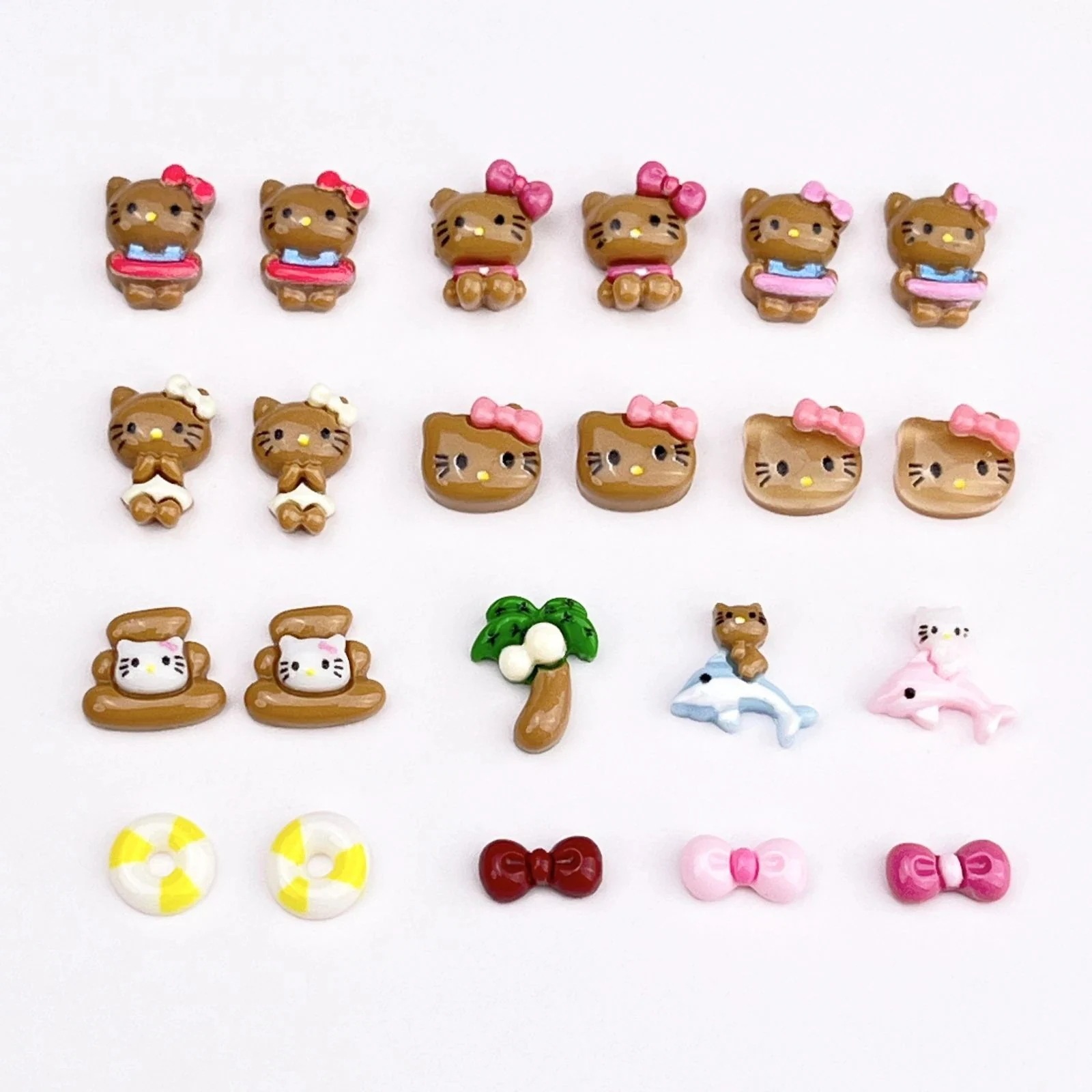 【2個買うと1個無料】サンリオキティちゃん ネイルシール 約20個入り ジェルネイル ネイルチップ ネイルパーツ漫画ボックスの装飾 り ちいかわ ポチャッコ クロミ ポムポムプリン シナモロール マイ