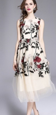 花柄ノースリーブワンピース ワンピース ミモレ丈 袖なし l ラウンドネック セミフレア レース 刺繍 かわいい 大人可愛い 大人 柄 花柄 春 夏 秋 10代 20代 30代 40代 50 花柄ノースリーブワンピース ワンピース ミモレ丈 袖なし l ラウンドネック セミフレア レース 刺繍 かわいい 大人可愛い 大人 柄 花柄 春 夏 秋 10代 20代 30代 40代 50