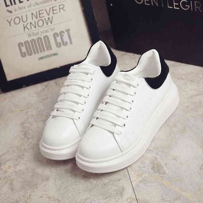 スニーカー レディース ブランド 3E 歩きやすい ハイカット 4E 疲れない ボア ピンク キルティング シューズ 軽量 夏 厚底 おしゃれ 白 靴 あったか 人気 冬 春 新作 24.5 キャンバ