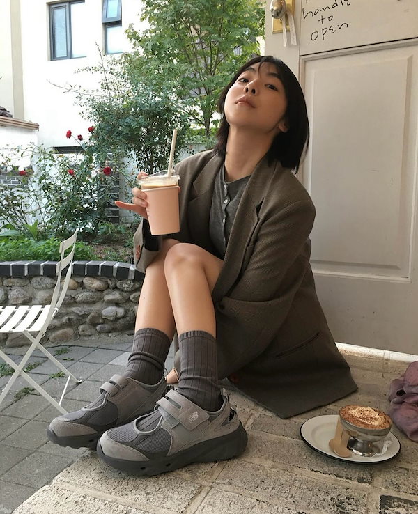 Qoo10] new balance Breeze MARY JANE SD2