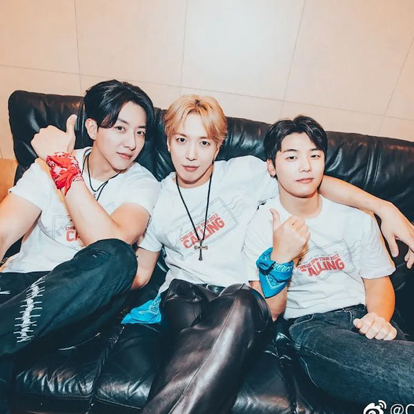 Qoo10] 期間限定 cnblue Zepp Cal