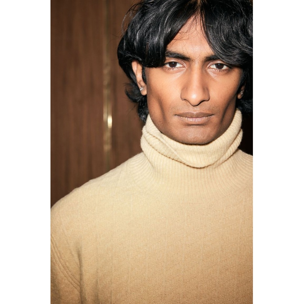 H&M タートルネックセーターレギュラーフィットベージュ