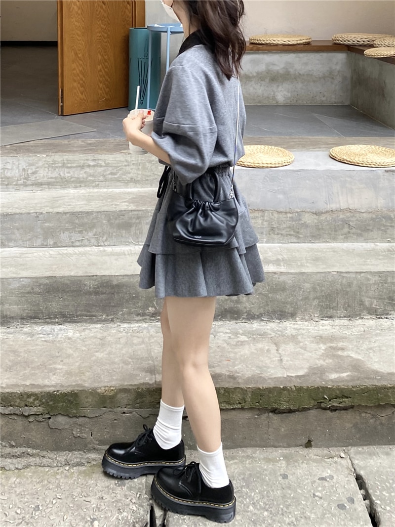 セットアップ レディース トップス S M L 韓国 Tシャツ スカート ミニスカート 半袖 襟付き 襟あり ポロシャツ ドロップショルダー ウエストゴム フリル かわいい 大人可愛い フェミニン