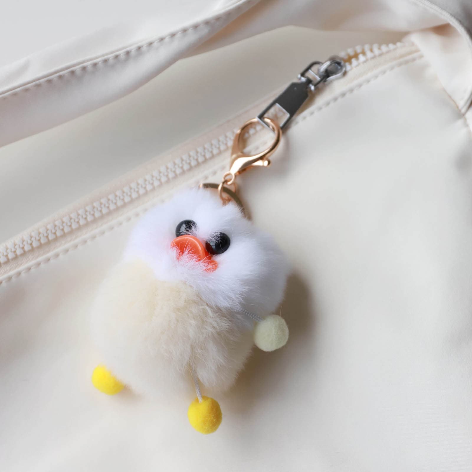 Qoo10] キーホルダー ひよこ 16色展開 ふわふ