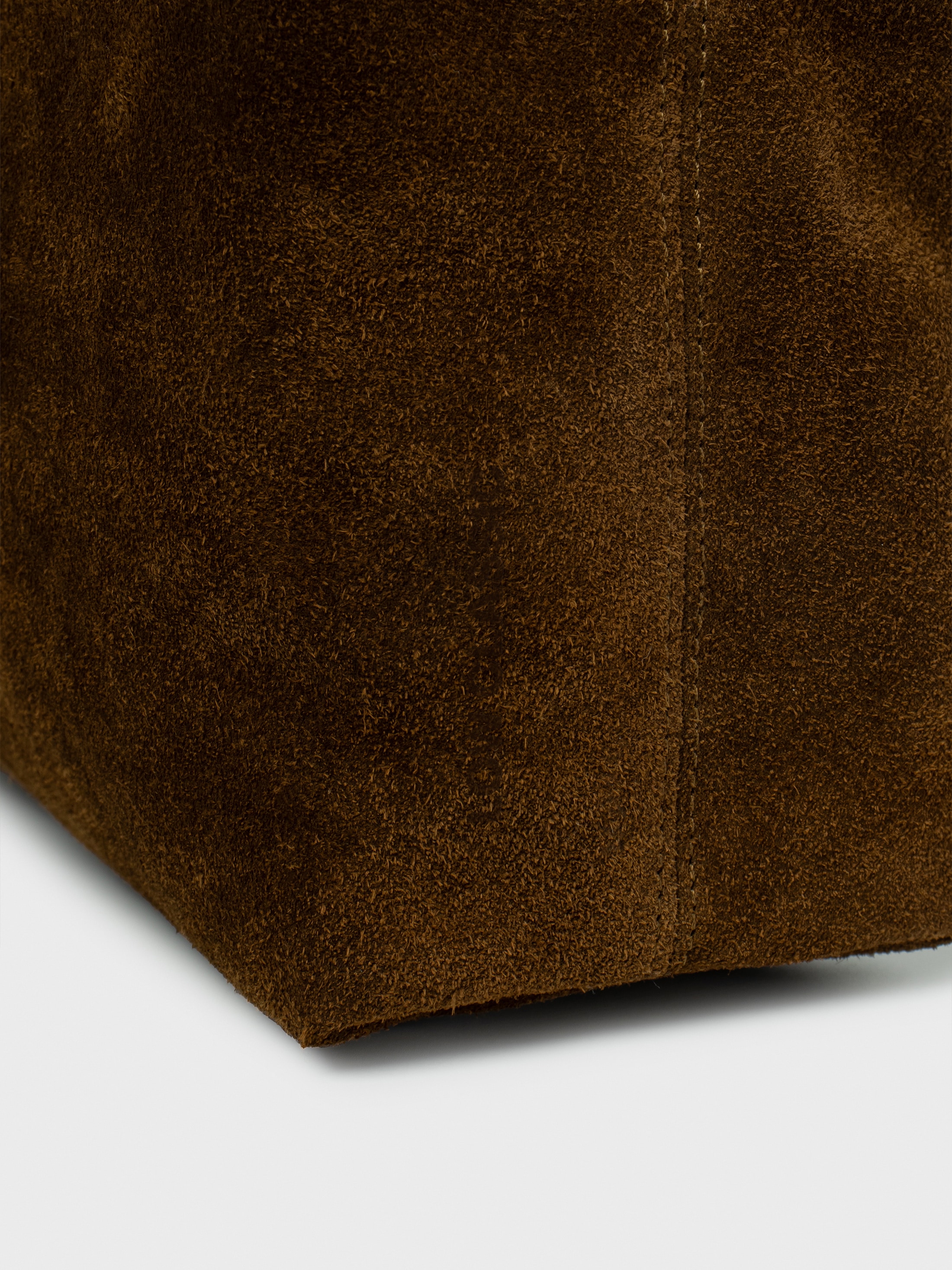 LOW CLASSIC】 SUEDE CARAMEL BOX BAG : BROWN