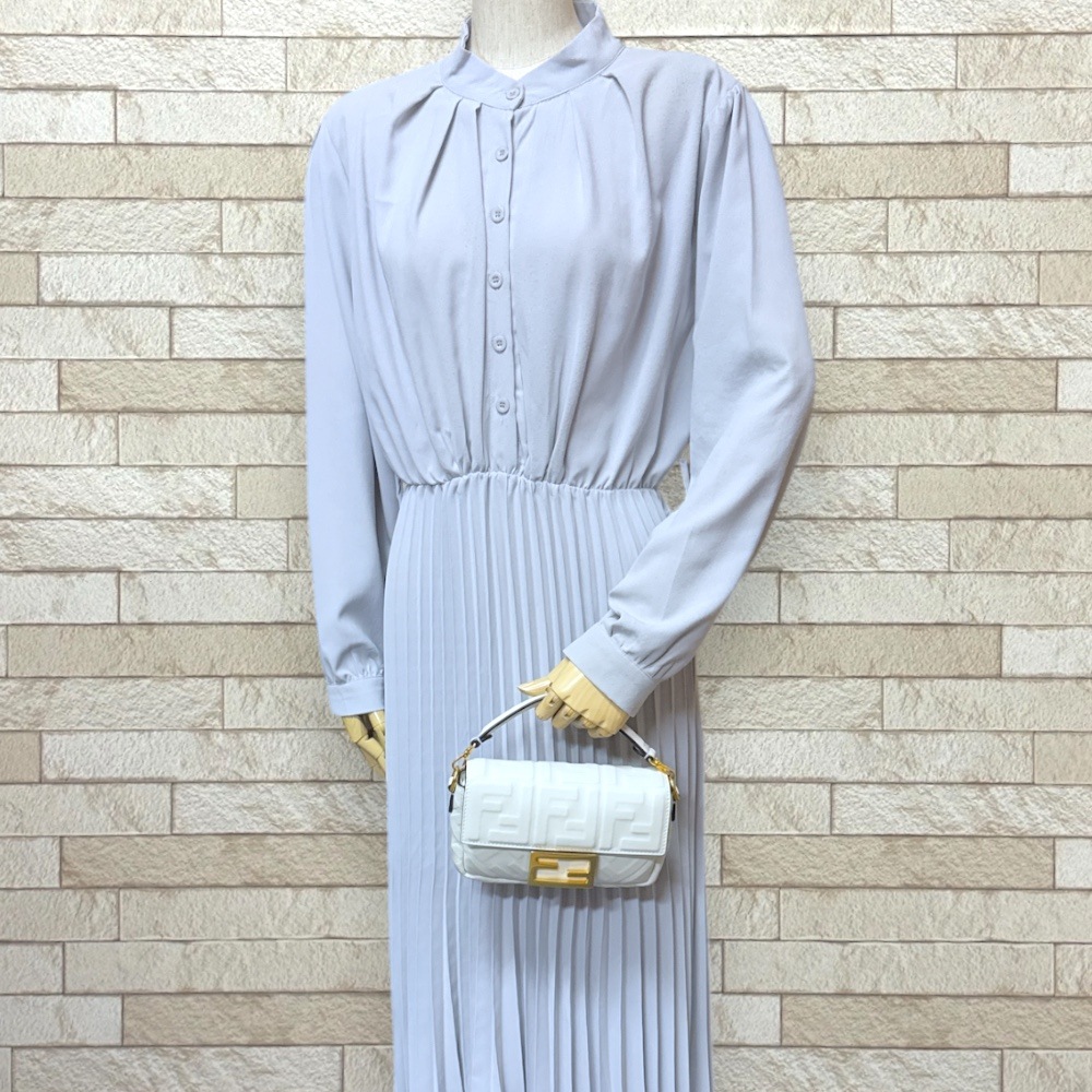 フェンディ バゲット ミニ ショルダーバッグ レザー 8BS017 ホワイト FENDI 中古 美品