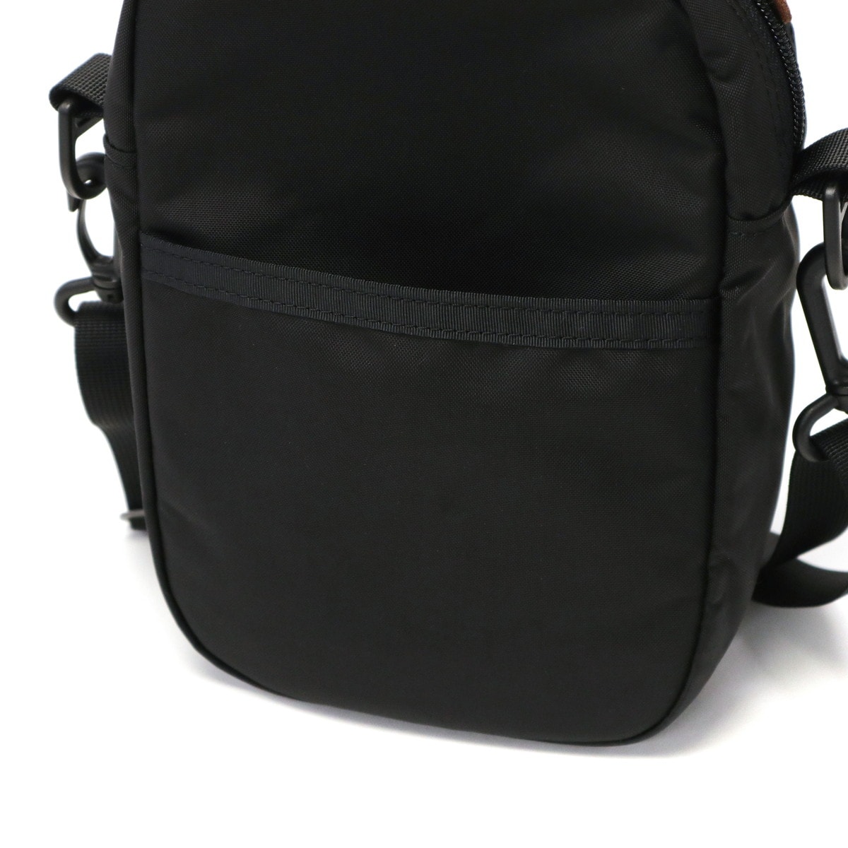 日本正規品 ショルダーバッグ メンズ レディース 軽い ミニ 斜めがけ 縦型 ナイロン 軽量 スポーティー 黒 CLASSIC イージーポケット 日本正規品 ショルダーバッグ メンズ レディース 軽い ミニ 斜めがけ 縦型 ナイロン 軽量 スポーティー 黒 CLASSIC イージーポケット