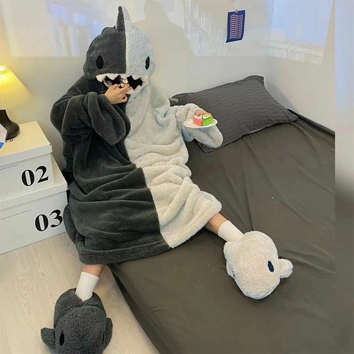 ルームウェア 可愛い サメ 着ぐるみ パジャマ ネグリジェ ロング 長袖 レディース 冬 もこもこ 着ぐるみ 耳フード付き しっぽパジャマ サメ さめ ゆったり 部屋着 寝巻き 暖かい ふわふわ 冬物 ルームウェア 可愛い サメ 着ぐるみ パジャマ ネグリジェ ロング 長袖 レディース 冬 もこもこ 着ぐるみ 耳フード付き しっぽパジャマ サメ さめ ゆったり 部屋着 寝巻き 暖かい ふわふわ 冬物