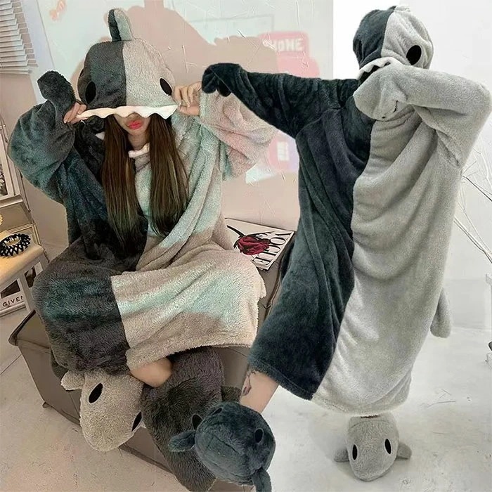 ルームウェア 可愛い サメ 着ぐるみ パジャマ ネグリジェ ロング 長袖 レディース 冬 もこもこ 着ぐるみ 耳フード付き しっぽパジャマ サメ さめ ゆったり 部屋着 寝巻き 暖かい ふわふわ 冬物 ルームウェア 可愛い サメ 着ぐるみ パジャマ ネグリジェ ロング 長袖 レディース 冬 もこもこ 着ぐるみ 耳フード付き しっぽパジャマ サメ さめ ゆったり 部屋着 寝巻き 暖かい ふわふわ 冬物