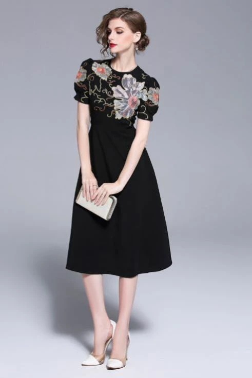 花刺繍ハイウエストブラックドレス 入園式 ワンピ 結婚式 二次会 入学式 大人 上品 卒業式 OL レディース ミディアム丈 半袖 花柄 刺繍 春 夏 秋 冬 花刺繍ハイウエストブラックドレス 入園式 ワンピ 結婚式 二次会 入学式 大人 上品 卒業式 OL レディース ミディアム丈 半袖 花柄 刺繍 春 夏 秋 冬