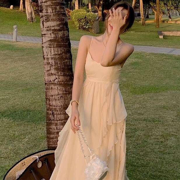 キャミソールワンピース ホワイト ワンピース スリム 細身 ストレート スマート かわいい きれいめ