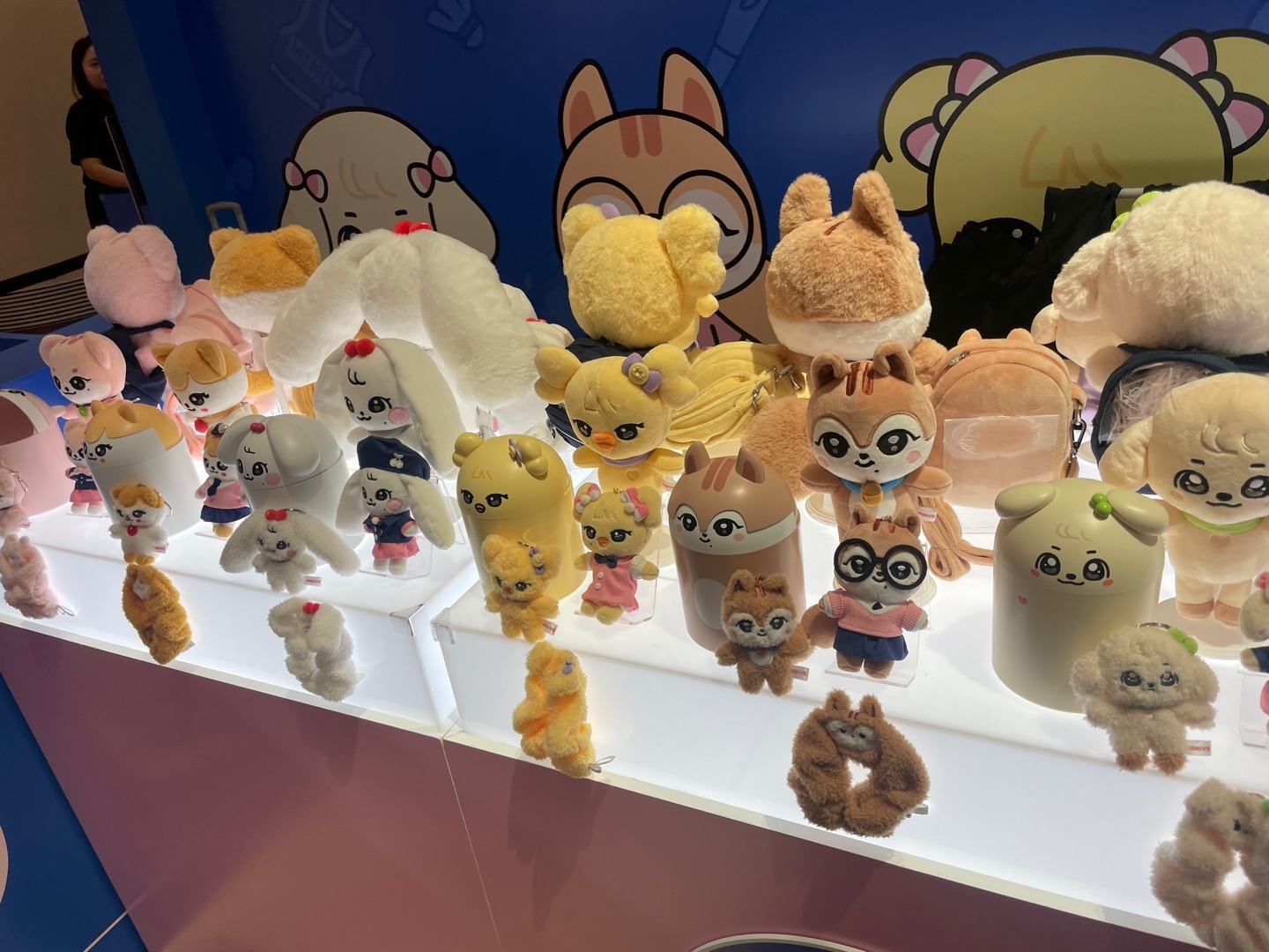 Qoo10] STARSHIPエンターテインメント [当日出荷] [MINIVE CHARA