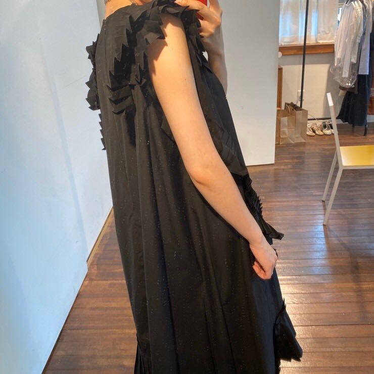 3色 ワンピース ノースリーブ 春夏 かわいい ロング aライン ミモレ ミモレ丈 ロング ロング丈 9分丈 アンクル丈 ミディアム丈 ミドル丈 レギュラー丈 不規則丈 フリル袖 Uネック ラウンドネ 3色 ワンピース ノースリーブ 春夏 かわいい ロング aライン ミモレ ミモレ丈 ロング ロング丈 9分丈 アンクル丈 ミディアム丈 ミドル丈 レギュラー丈 不規則丈 フリル袖 Uネック ラウンドネ