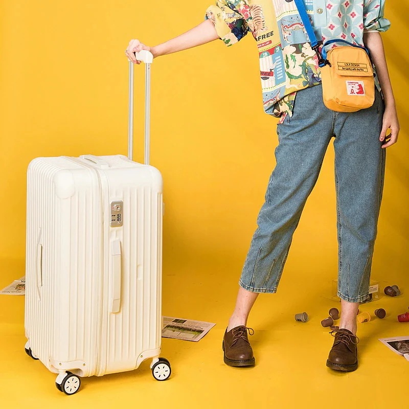 出張 キャリーバッグ TSAロック 静音 修学 旅行 ins人気 スーツケース 軽量 多色 スター同じファッションキャリーケース 360回転キャスタ 旅行バック 2024新品 大容量