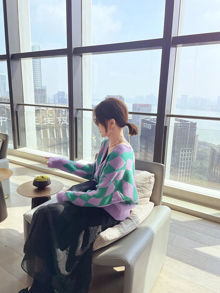 トップス ニット カーディガン チェック タータンチェック ショート丈 ミニ丈 Ｖネック ボタン付き 可愛い かわいい セクシー 綺麗系 ラフ ドルマン ゆるっと 春 秋 冬 女子会 デート お散歩