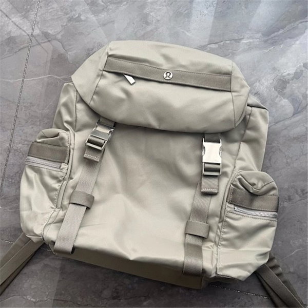 Qoo10] ルルレモン Wunderlust 14L ミニバッグ