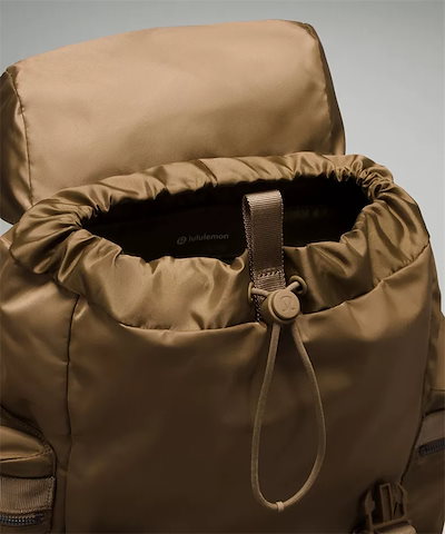新品未使用‼️ルルレモン ベージュバックパック スモール(14L)