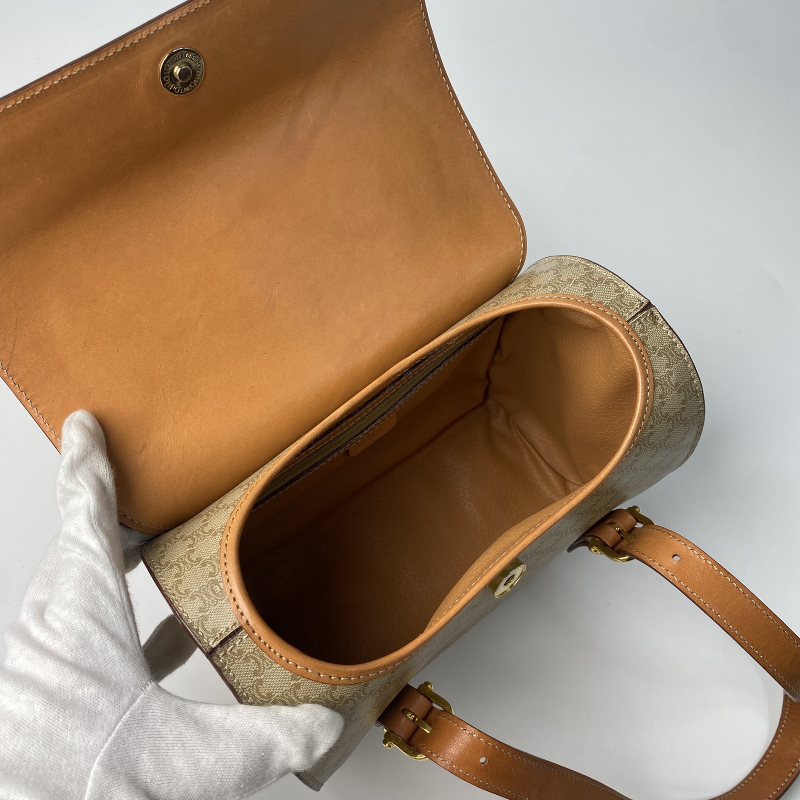 美品 セリーヌ CELINE レディース トリオンフ マカダム ハンドバッグ MC96