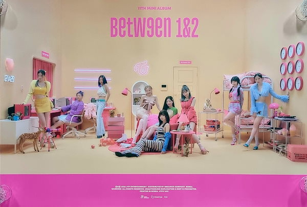 入手困難 TWICE TT 初回限定ポスター セット 楽天市場】TWICE トゥワイス With YOU-th / 13th MINI ALBUM