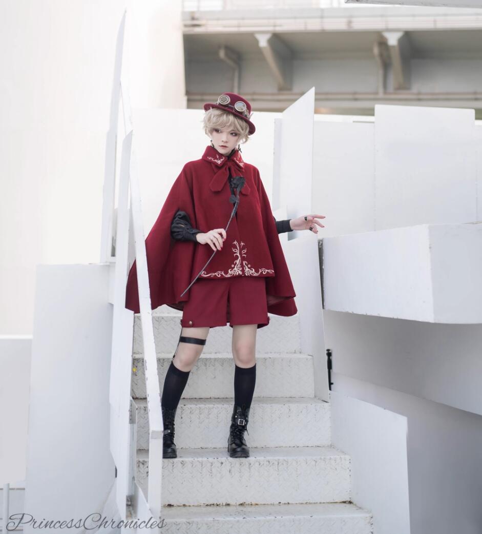 レトロ中世風 ロリータ 小王子風 重厚刺繍 ウールマント ケープ ポンチョ 宮廷風アウター コスプレ衣装 撮影用小道具 レトロ中世風 ロリータ 小王子風 重厚刺繍 ウールマント ケープ ポンチョ 宮廷風アウター コスプレ衣装 撮影用小道具