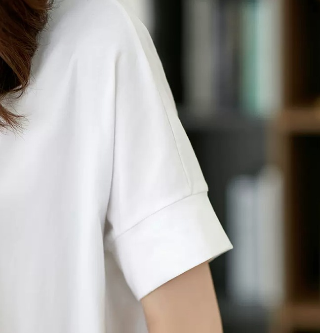 トップス デート Tシャツ カットソー 袖あり 半袖 かわいい 大人可愛い きれいめ シンプル カジュアル 大人 上品 おしゃれ お洒落 主役級 存在感 夏 10代 20代 30代 レディース 女性用