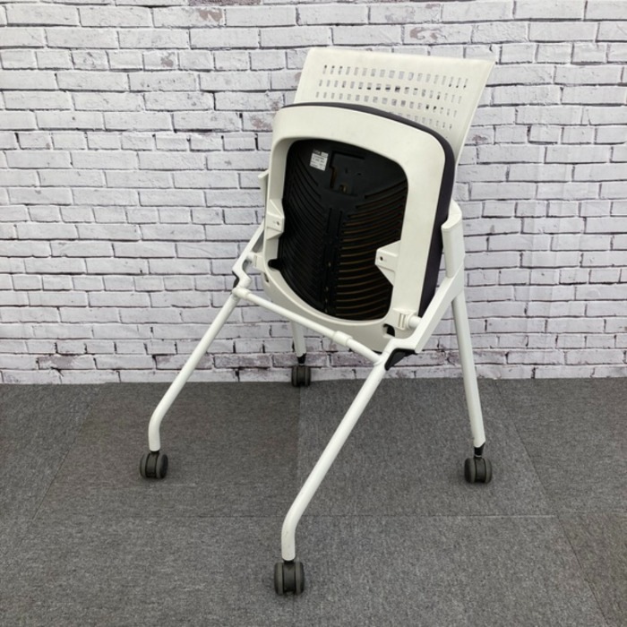 ITOKI イトーキ ネスティングチェア KLD21GB-W9W9W2 2016年製 ミーティングチェア ミーティング 会議用いす 会場 オフィス チェア イス 椅子