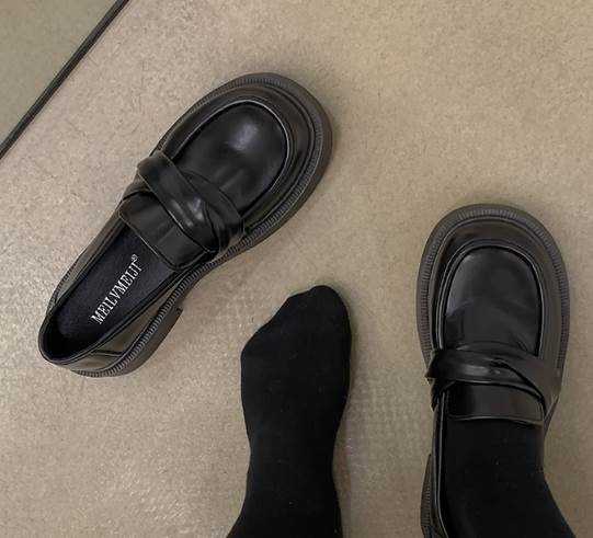 レディース ローファー 革靴 厚底 3.5cm ラウンドトゥ 大人可愛い きれいめ シンプル カジュアル 上品 おしゃれ エレガント キュート クール シック スタイリッシュ 学生風 無地 レディース ローファー 革靴 厚底 3.5cm ラウンドトゥ 大人可愛い きれいめ シンプル カジュアル 上品 おしゃれ エレガント キュート クール シック スタイリッシュ 学生風 無地