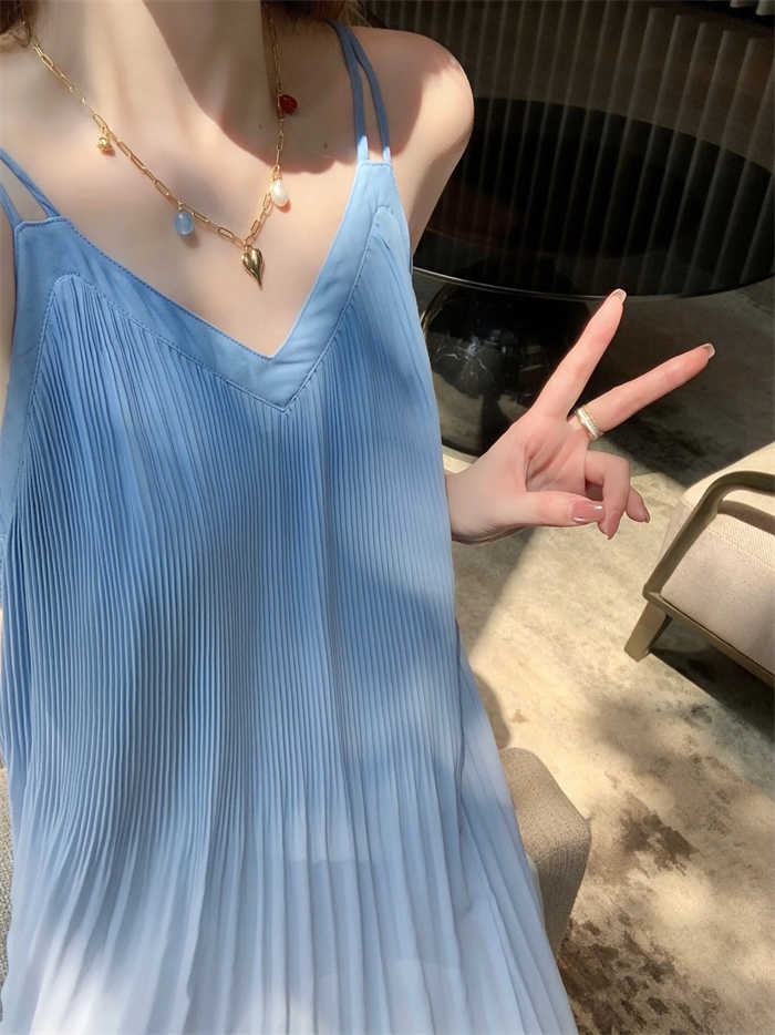 ワンピース 新作 グラデーション キャミワンピース ノースリーブ プルオーバー レディース ロングワンピース ロング ワンピ ハイウエスト Vネック 体型カバー ゆったり リゾート風 かわいい 着痩せ ワンピース 新作 グラデーション キャミワンピース ノースリーブ プルオーバー レディース ロングワンピース ロング ワンピ ハイウエスト Vネック 体型カバー ゆったり リゾート風 かわいい 着痩せ