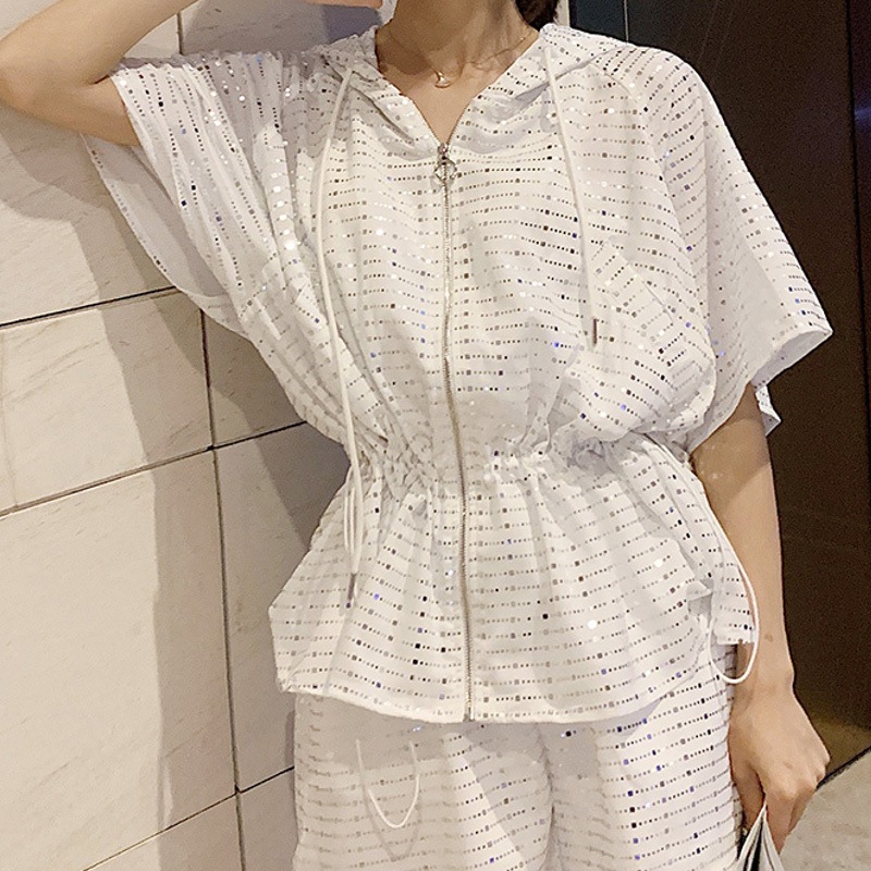 パーカー フード付き : レディース服 半袖 ジップアップ 2022国産