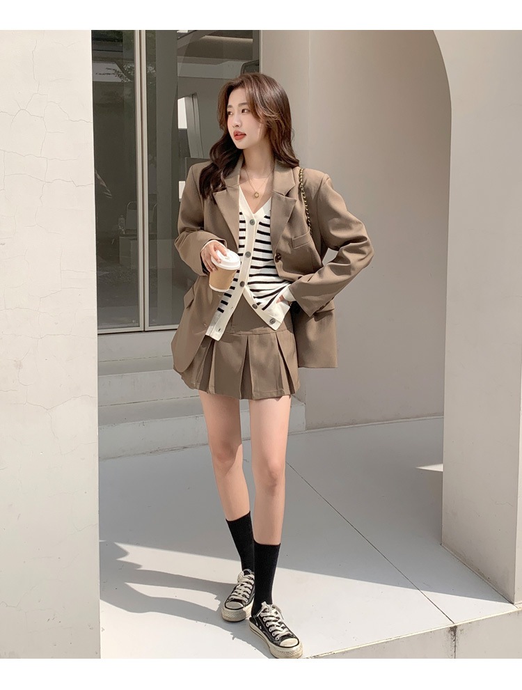 アウター レディース ジャケット コート 袖あり 長袖 襟付き 前開き ボーイッシュ マニッシュ かわいい 大人 大人可愛い 大人女子 おしゃれ お洒落 ルーズ クール レトロ かっこいい アウター レディース ジャケット コート 袖あり 長袖 襟付き 前開き ボーイッシュ マニッシュ かわいい 大人 大人可愛い 大人女子 おしゃれ お洒落 ルーズ クール レトロ かっこいい