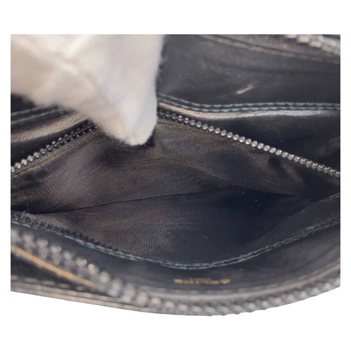 美品 ヴィンテージ ブラック 黒 ゴールド金具 レザー 斜め掛け ショルダーバッグ ポシェット レディース 411192