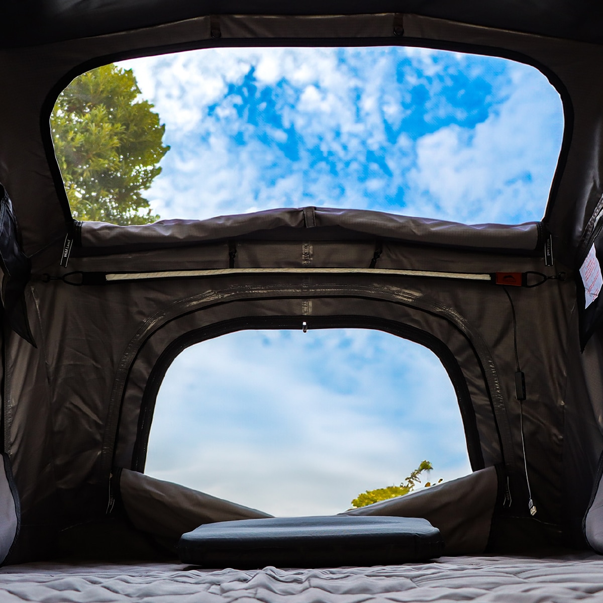 Lite cruiser Pro テント ルーフトップテント アウトドア 防水 頑丈 防虫 車用 ルーフテント ルーフボックス 車上テント キャンプ キャンピング テント 折りたたみ 防災 旅行 車上 Lite cruiser Pro テント ルーフトップテント アウトドア 防水 頑丈 防虫 車用 ルーフテント ルーフボックス 車上テント キャンプ キャンピング テント 折りたたみ 防災 旅行 車上