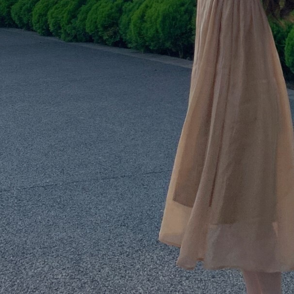 キャミソールワンピース ブラウン ブルー ワンピース スリム 細身 ストレート スマート かわいい