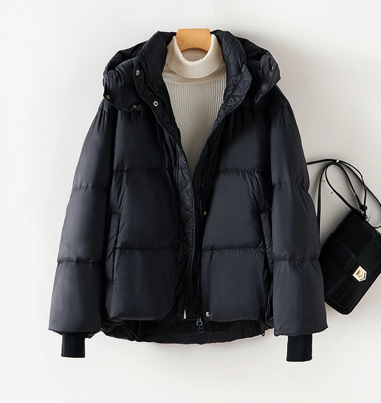 秋、冬服 まとめ売り 全て新品タグ付き アウター入り フード付きアウター レディース アウター 長袖 無地 秋服 冬服