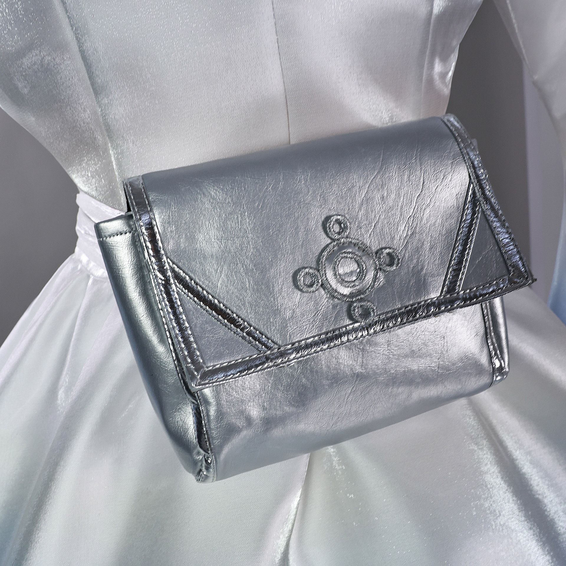 Beishuiアニメホワイトスノーコスアニメ4色のバトルレコードホワイトスノーコスプレ衣類ワイスシュニープレイサーバー