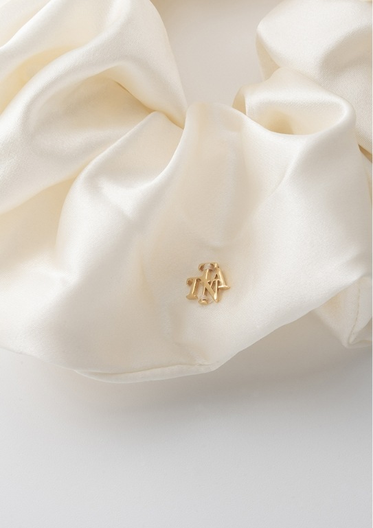 【タティアナ】シルキーグラムスクランチHB2207