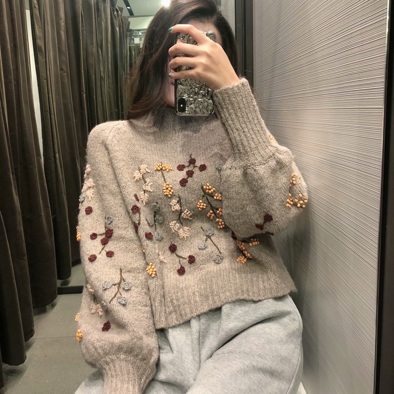 トップス セーター 長袖 ハイネック ショート丈 プルオーバー マトンスリーブ かわいい 大人可愛い きれいめ シンプル 上品 おしゃれ かっこいい カジュアル レトロ ラフ ルーズ こなれ感 個性的