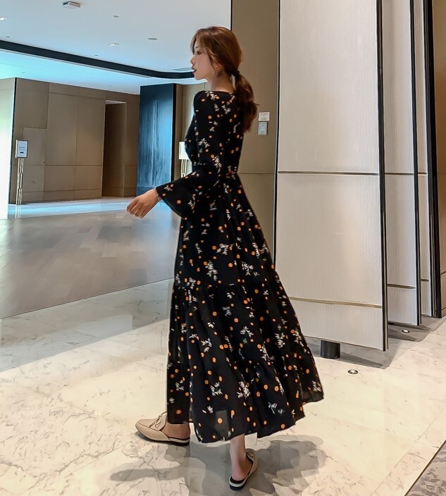 ワンピース ロング ロング丈 袖あり 五分袖 長袖 Vネック フレア シフォン 大人可愛い きれいめ シンプル 大人 上品 おしゃれ 大人女子 クール エレガント 柄 花柄 春 秋 20代 30代