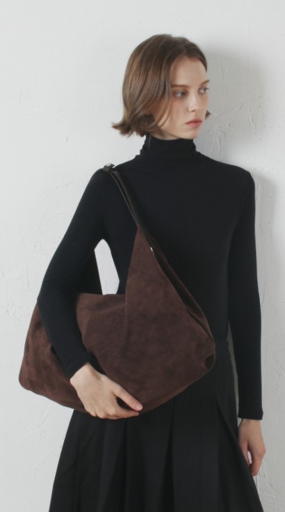 【MASMARULEZ】 Wing suede bag _ Choco Brown MASMARULEZ】 Wing suede bag _ Choco Brown ショルダーバッグ