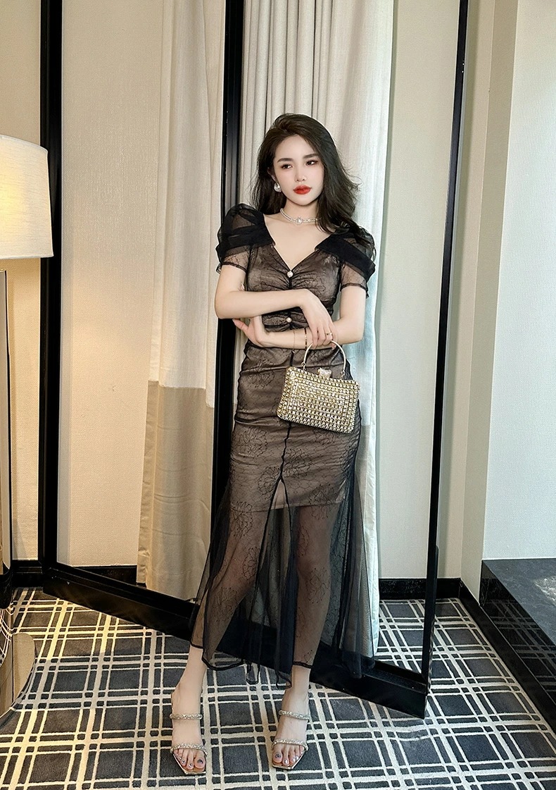 2025新作2025 タイトワンピース 姫系ワンピース シンプル ワンピース インポート ひざ丈 ミドル丈 エレガント 韓国ファッション シンプル Vネック パーティドレス 半袖 お嬢様 セクシー ミ 2025新作2025 タイトワンピース 姫系ワンピース シンプル ワンピース インポート ひざ丈 ミドル丈 エレガント 韓国ファッション シンプル Vネック パーティドレス 半袖 お嬢様 セクシー ミ