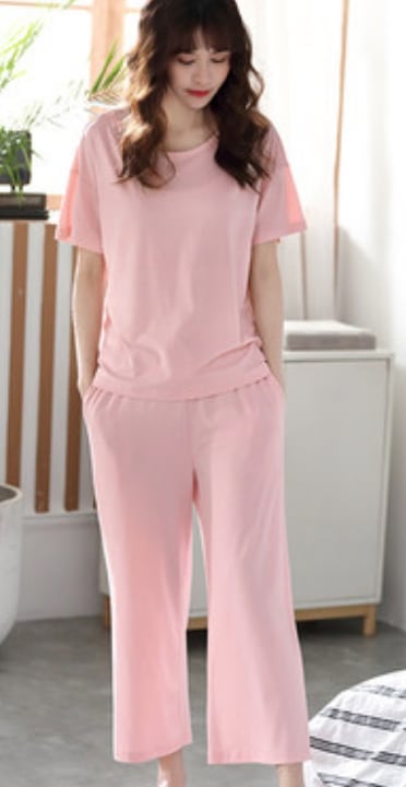 ルームウエア レディース 膝丈 ロング丈 半袖 ラウンドネック ウエストゴム 薄手 上下2点セット かわいい シンプル ガーリー ラフ 無地 春 夏 秋 ママ 楽ちん お揃い ゆったり ピンク ルームウエア レディース 膝丈 ロング丈 半袖 ラウンドネック ウエストゴム 薄手 上下2点セット かわいい シンプル ガーリー ラフ 無地 春 夏 秋 ママ 楽ちん お揃い ゆったり ピンク
