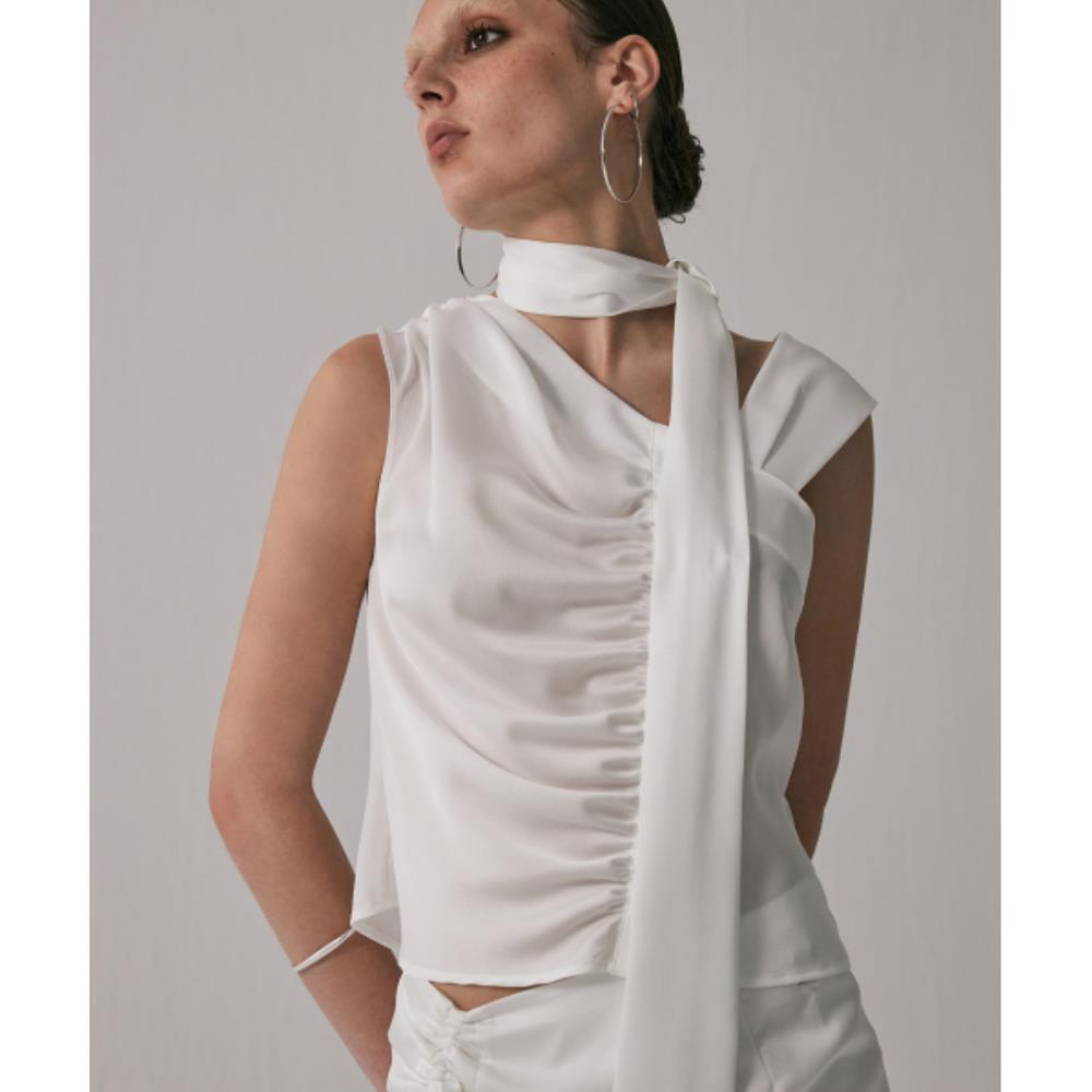 TREEMINGBIRD Tied Shirring Crop Shirts White TMB242SR7 TREEMINGBIRD Tied Shirring Crop Shirts White TMB242SR7